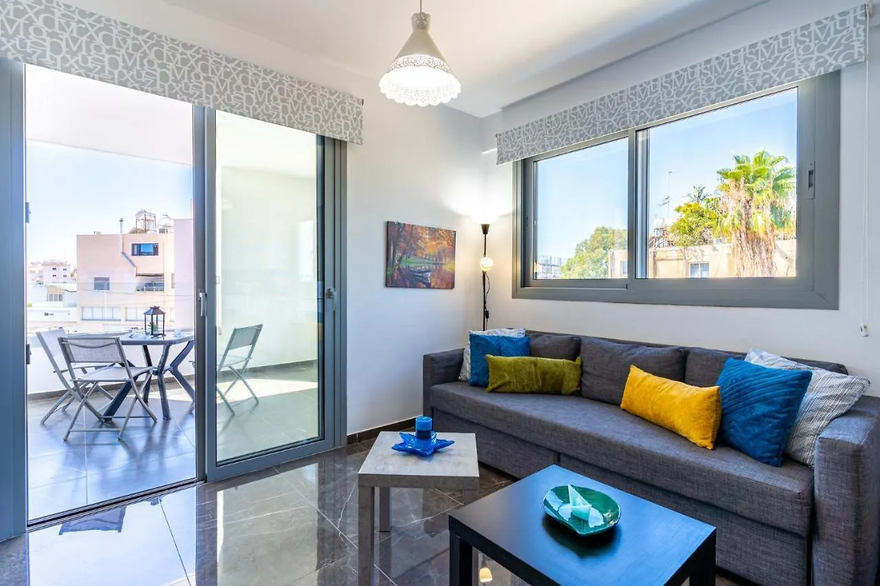 Kmeidos 1-Bedroom Apartment In لارنكا